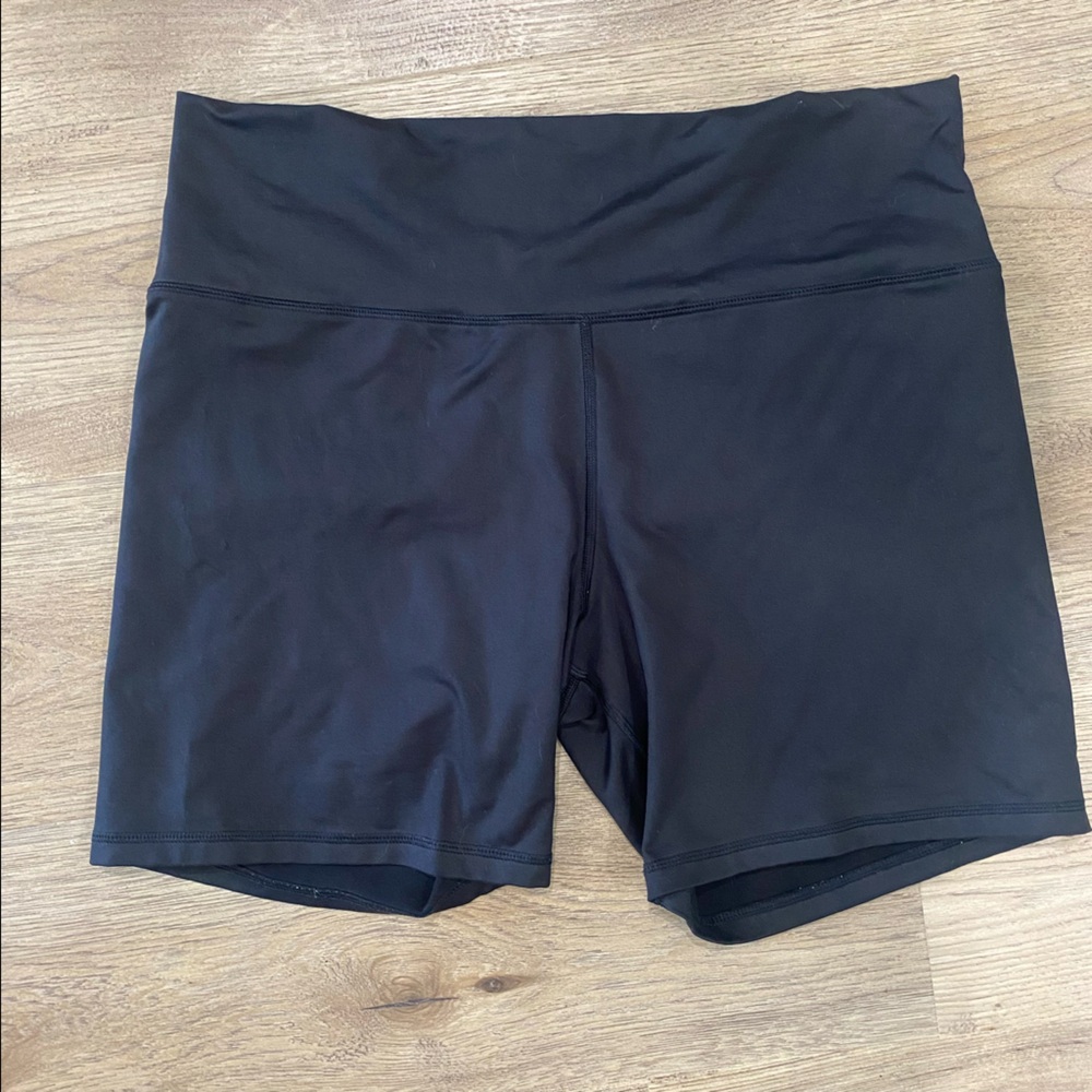 aerie black bike shorts